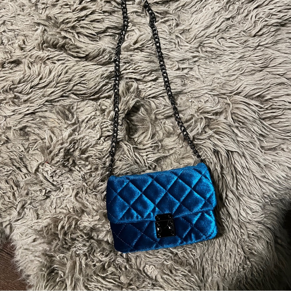 KC Jagger Jane Quilted Velvet Mini Crossbody Bag - black